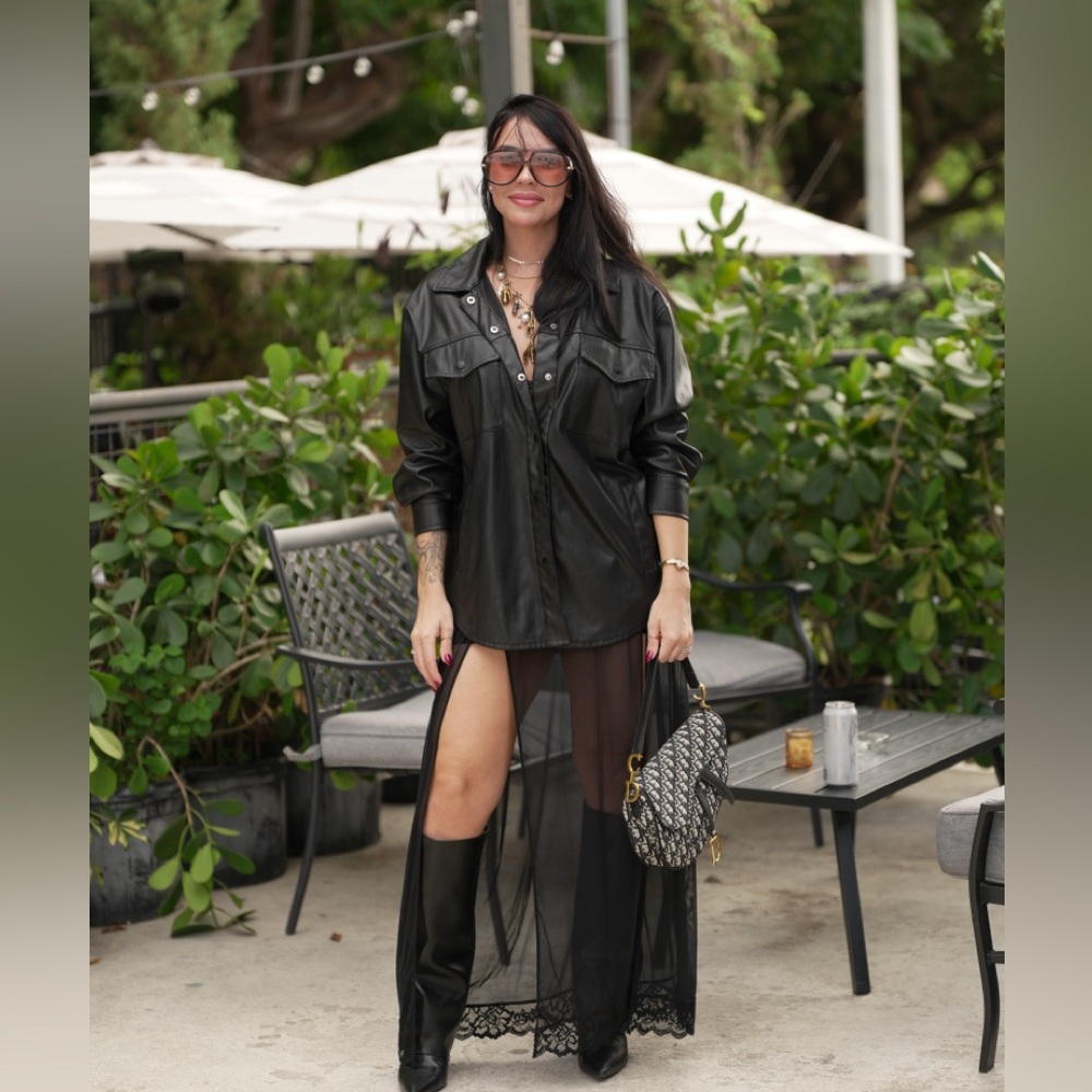 🦋 Sheer Black Lace Nightgown Gown with Slit on the side - Picture 2 of 7